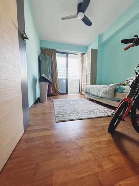 308A Punggol Walk HDB Flat For Sale at S$ 728,000 | PropertyGuru Singapore - Bedroom 1