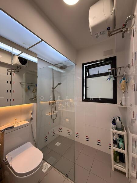 104A Bidadari Park Drive HDB Flat For Sale at S$ 999,999 | PropertyGuru Singapore - Bathroom