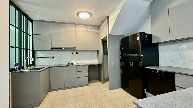 Greenleaf place, Greenleaf place, 5 Bedrooms, 4,500 sqft, Semi-Detached House For Rent, by Sam Liu Tong, 500050853 - PropertyGuru.com.sg