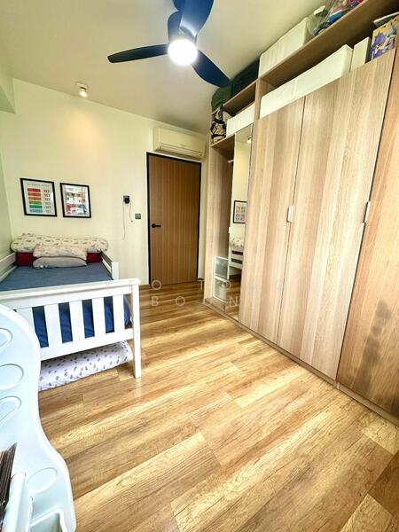 17B Circuit Road HDB Flat For Sale at S$ 989,000 | PropertyGuru Singapore - Bedroom