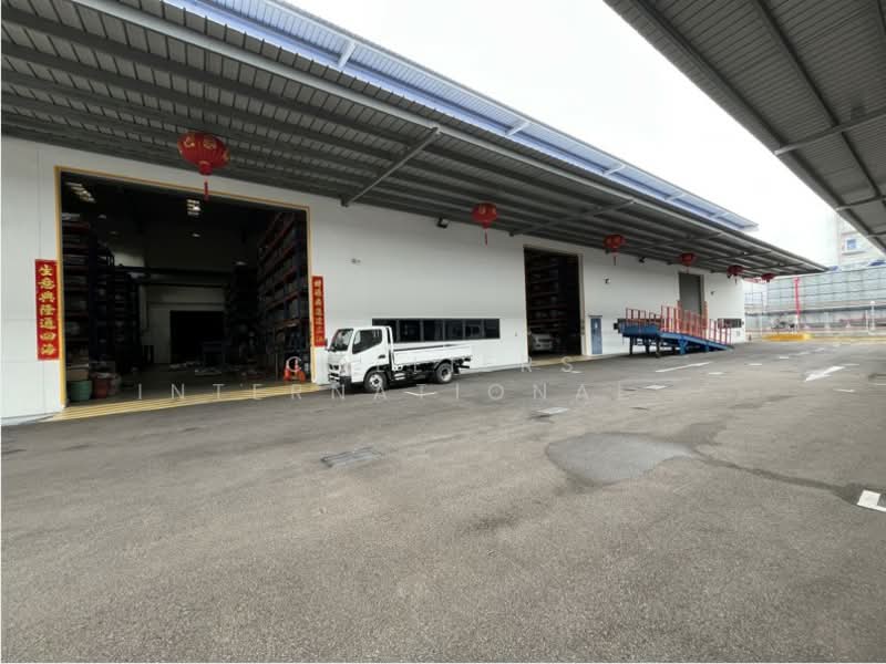 Semi-Detached Factory in Tuas Pioneer, , 77,593 sqft, Warehouse For Sale, by EDMUND, 500050865 - Exterior - CommercialGuru.com.sg