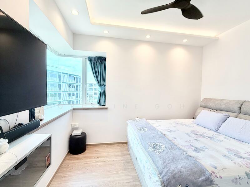 Edelweiss Park Condo Condominium For Sale at S$ 1,158,888 | PropertyGuru Singapore - Bedroom