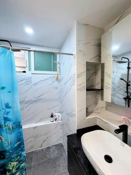 Edelweiss Park Condo Condominium For Sale at S$ 1,158,888 | PropertyGuru Singapore - Bathroom