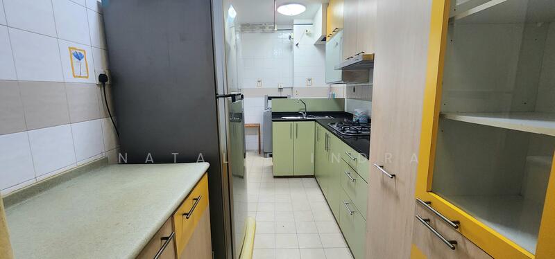 638C Punggol Drive HDB Flat For Sale at S$ 688,888 | PropertyGuru Singapore - Kitchen