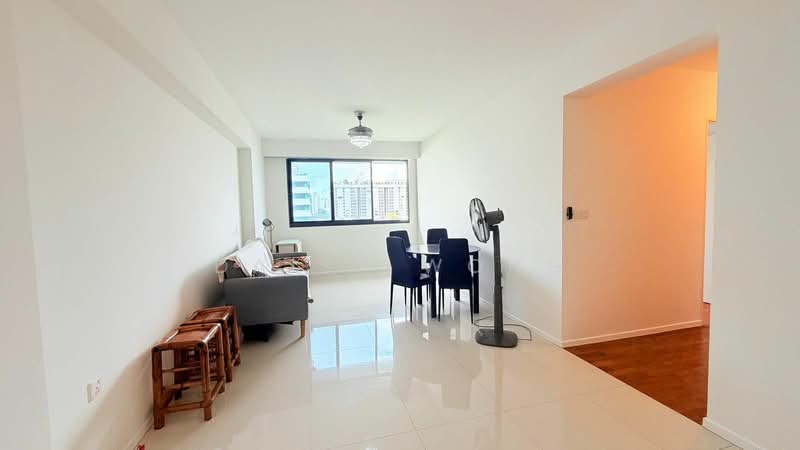 310B Punggol Walk, 310B Punggol Walk, 3 Bedrooms, 980 sqft, HDB Flat For Rent, by Daisy Wong, 500050907 - Living Room - PropertyGuru.com.sg