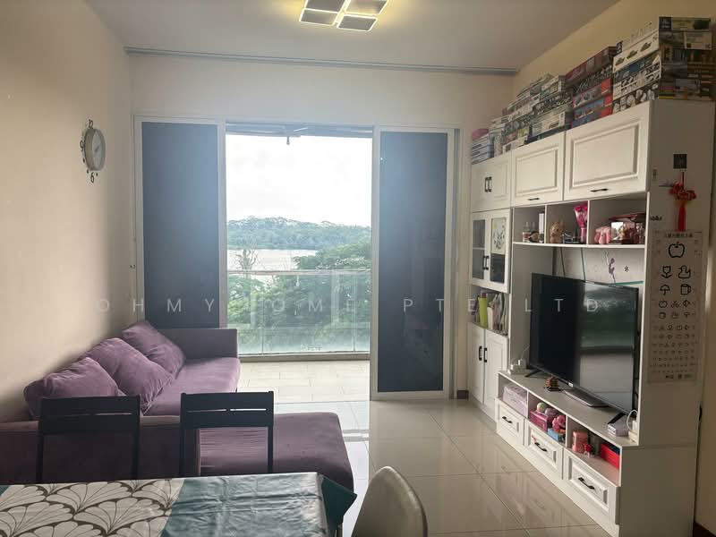 Waterview, 87 Tampines Avenue 1, 2 Bedrooms, 786 sqft, Condominium For Sale, by EVON NG, 500050916 - Living Room - PropertyGuru.com.sg