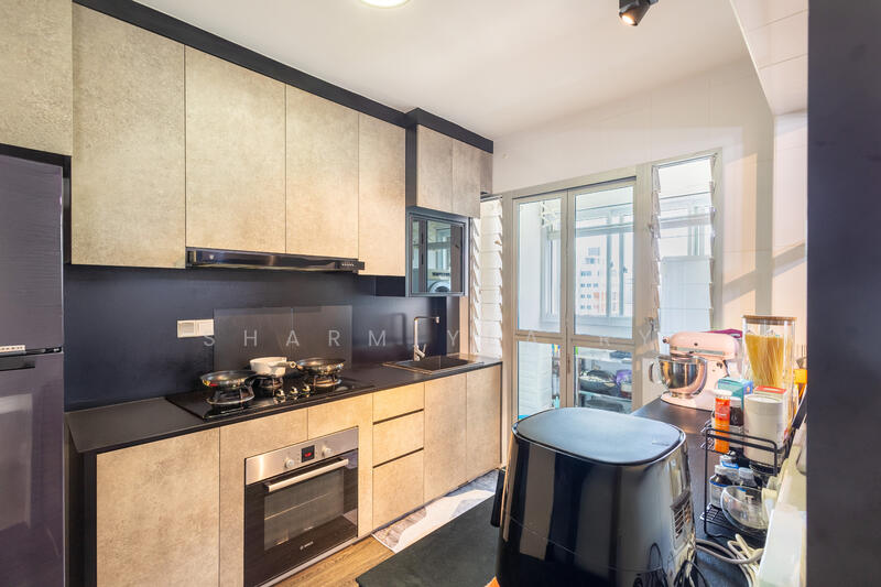 17B Circuit Road HDB Flat For Sale at S$ 990,000 | PropertyGuru Singapore - Kitchen