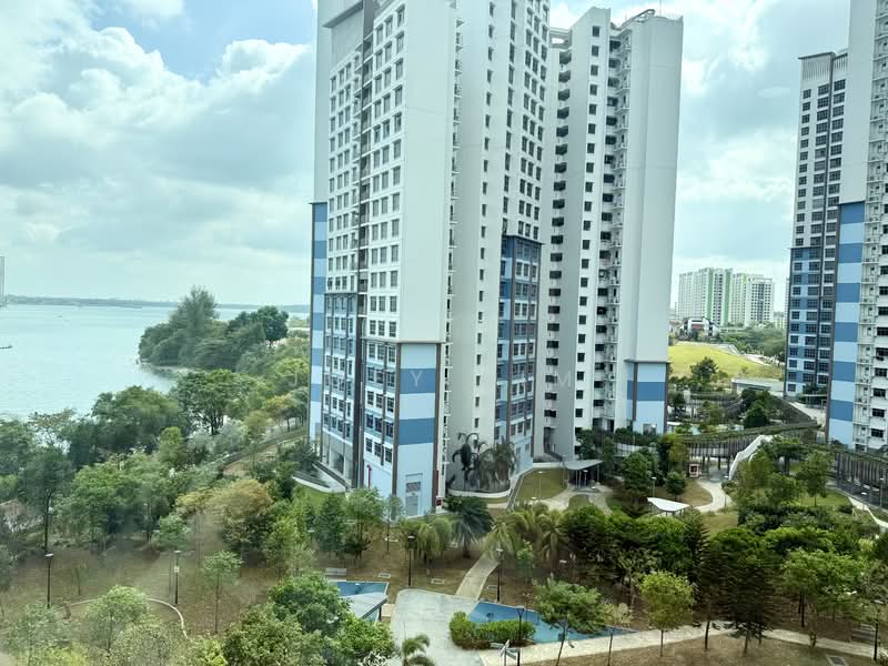 422B Northshore Dr HDB Flat For Sale at S$ 850,000 | PropertyGuru Singapore - Exterior
