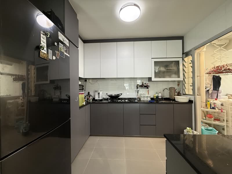 422B Northshore Drive, 422B Northshore Dr, 3 Bedrooms, 1,001 sqft, HDB Flat For Sale, by Joey Lim, 500050968 - Kitchen - PropertyGuru.com.sg