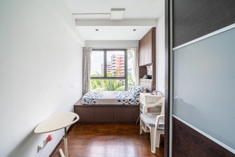 The Calrose Condominium For Sale at S$ 3,400,000 | PropertyGuru Singapore - Bedroom