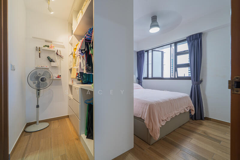 Master Bedroom with Walk-in Wardrobe