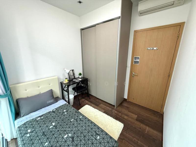 The Glades, 4 Bedok Rise, Bedok / Upper East Coast, Room Rental, 100 sqft, Condominium For Rent, by Sean Ong, 500051026 - Bedroom - PropertyGuru.com.sg