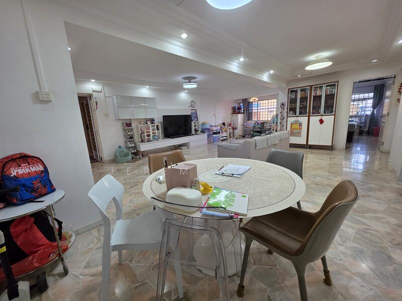 For Sale - 842E Tampines Street 82