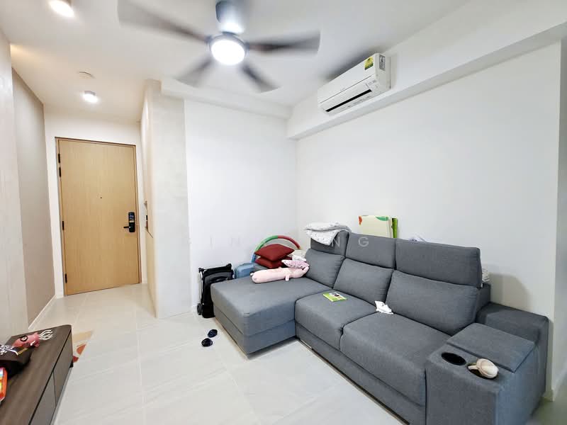 Tedge Condominium For Sale at S$ 1,780,000 | PropertyGuru Singapore - Living Room