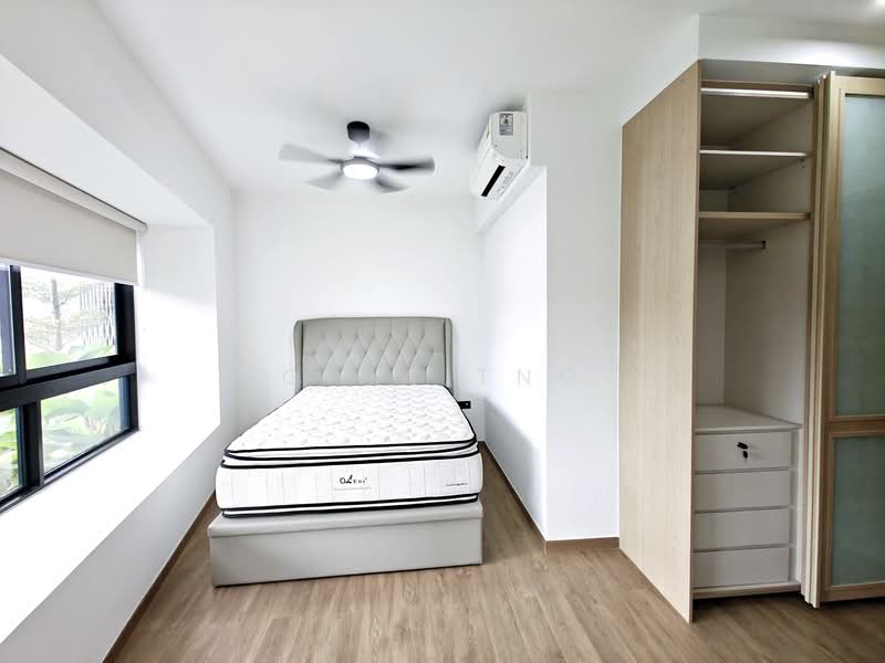 Tedge Condominium For Sale at S$ 1,780,000 | PropertyGuru Singapore - Bedroom