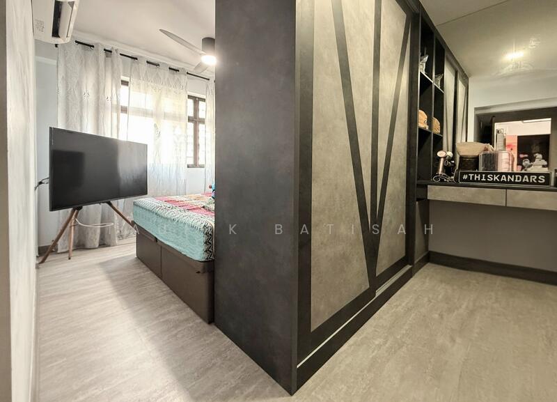 261 Toa Payoh East HDB Flat For Sale at S$ 920,000 | PropertyGuru Singapore - Bedroom