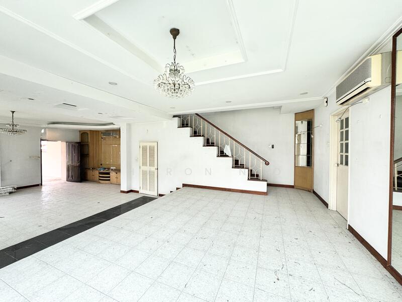 Cashew Hill Semi-Detached House For Sale at S$ 7,500,000 | PropertyGuru Singapore - Interior