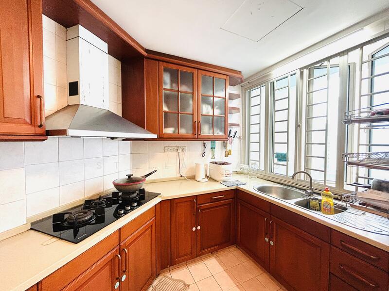 Northoaks Condominium For Sale at S$ 1,299,000 | PropertyGuru Singapore - Kitchen
