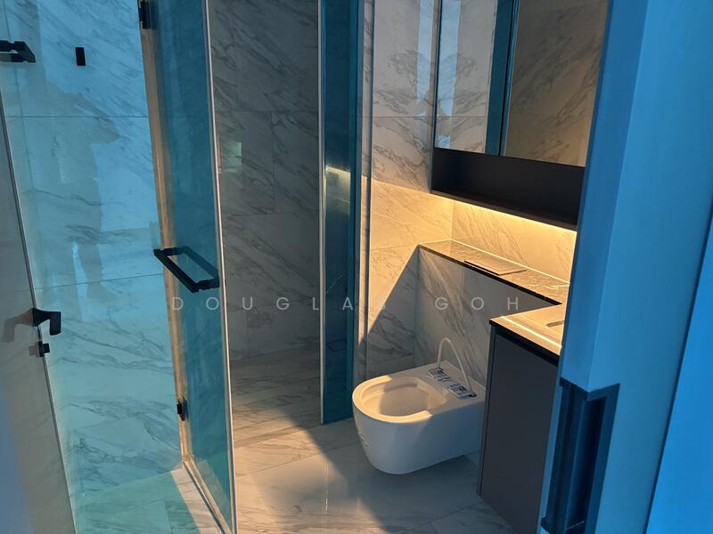 The Landmark, 173 Chin Swee Road, 2 Bedrooms, 678 sqft, Condominium For Rent, by Douglas Goh, 500051094 - Bathroom - PropertyGuru.com.sg