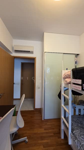 Waterfront Isle Condominium For Sale at S$ 2,100,000 | PropertyGuru Singapore