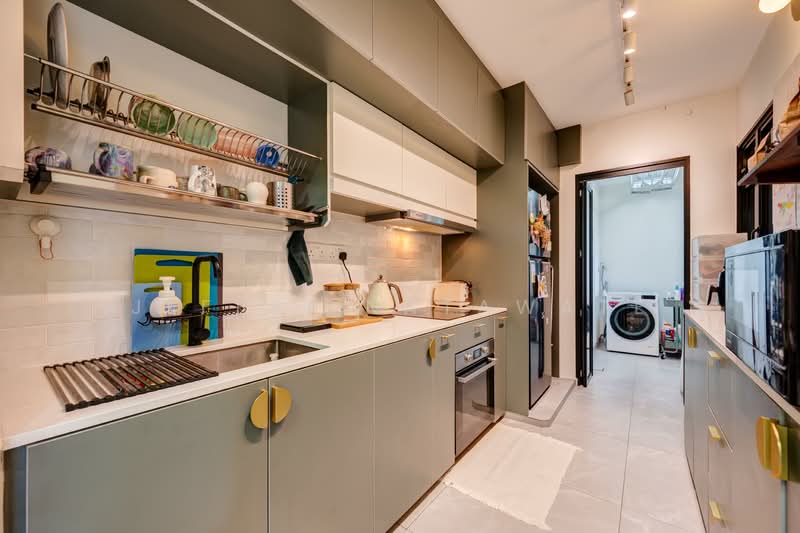 441B Clementi Avenue 3 HDB Flat For Sale at S$ 1,200,000 | PropertyGuru Singapore - Kitchen