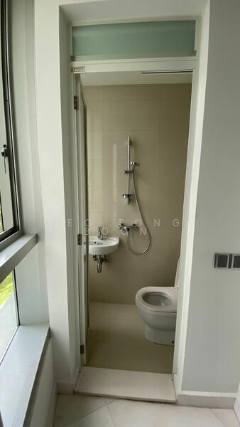 Reflections at Keppel Bay Condominium For Sale at S$ 8,990,000 | PropertyGuru Singapore - Bathroom