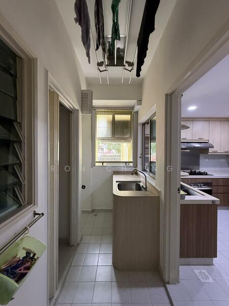 Azalea Park Condo, 2 Flora Road, 3 Bedrooms, 1,313 sqft, Condominium For Rent, by Ron Chong, 500051159 - PropertyGuru.com.sg