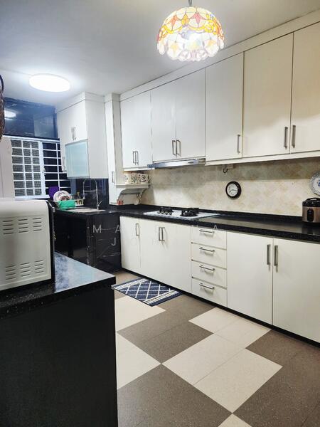 For Rent - 331 Jurong East Avenue 1