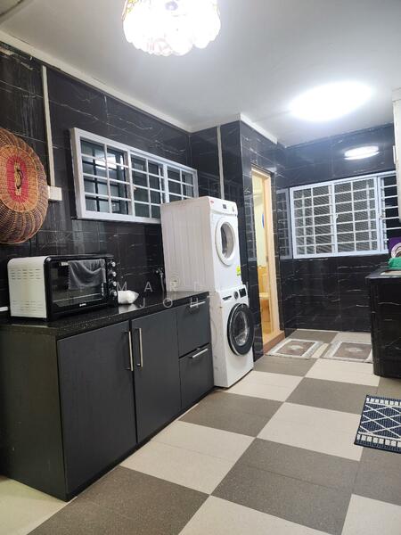 For Rent - 331 Jurong East Avenue 1