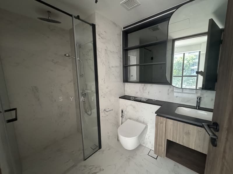 Sceneca Residence, Tanah Merah Kechil Link, 3 Bedrooms, 904 sqft, Condominium For Sale, by Syafiq Rauf, 500051187 - Bathroom - PropertyGuru.com.sg