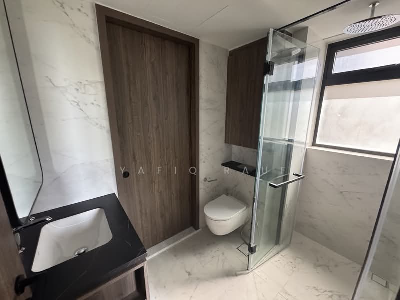 Sceneca Residence, Tanah Merah Kechil Link, 3 Bedrooms, 904 sqft, Condominium For Sale, by Syafiq Rauf, 500051187 - Bathroom - PropertyGuru.com.sg