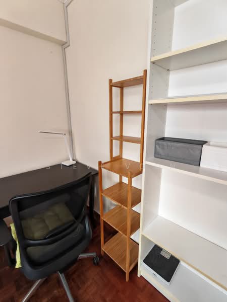 Pine Grove, 1L Pine Grove, Room Rental, 180 sqft, Condominium For Rent, by Steve Voon, 500051202 - Study - PropertyGuru.com.sg
