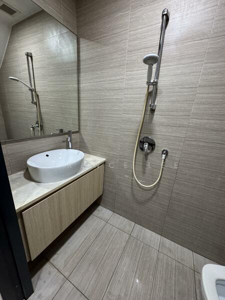 Guillemard Suites, 213 Guillemard Road, Studio, 300 sqft, Apartment For Rent, by Terence Lee, 500051219 - Bathroom - PropertyGuru.com.sg