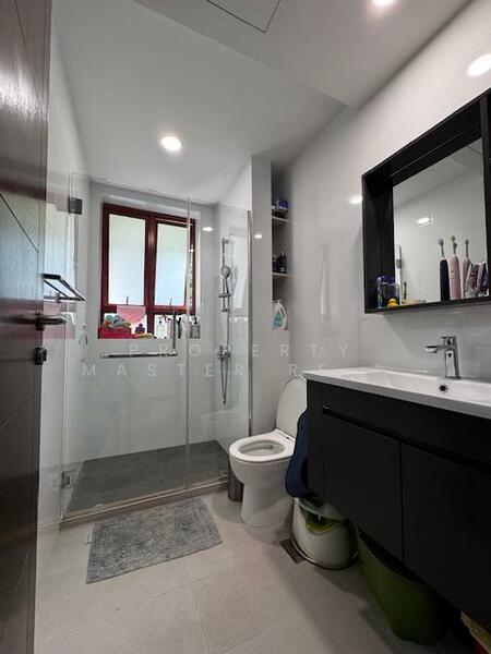 Palm Haven Condominium For Sale at S$ 1,999,999 | PropertyGuru Singapore - Bathroom