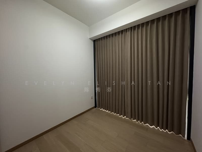 Jervois Mansion, 4 Jervois Close, 3 Bedrooms, 818 sqft, Condominium For Rent, by Evelyn Elisha Tan 陈秀芬, 500051272 - Common Bedroom w Cosy 3-4 Tone Lights - PropertyGuru.com.sg