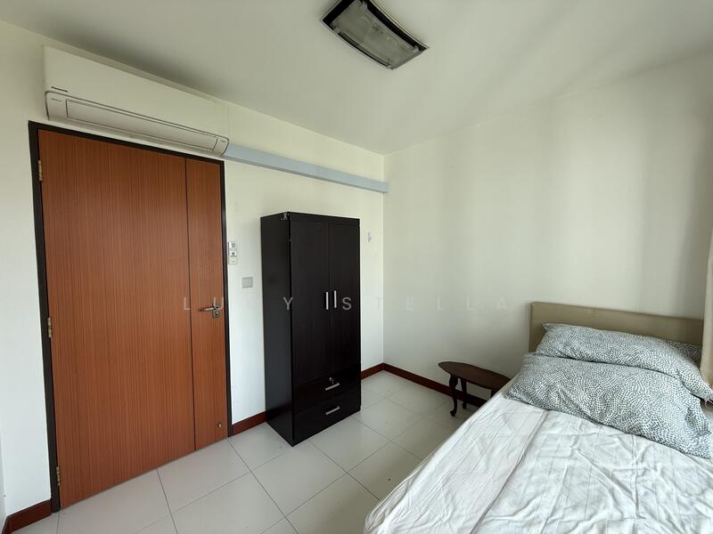 26 Ghim Moh Link HDB Flat For Sale at S$ 700,000 | PropertyGuru Singapore - Bedroom