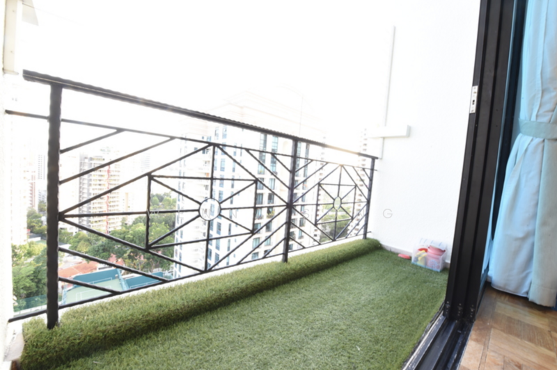 Grange Road Condo, , 3 Bedrooms, 1,389 sqft, Condominium For Rent, by Wenna Song, 500051287 - Balcony - PropertyGuru.com.sg