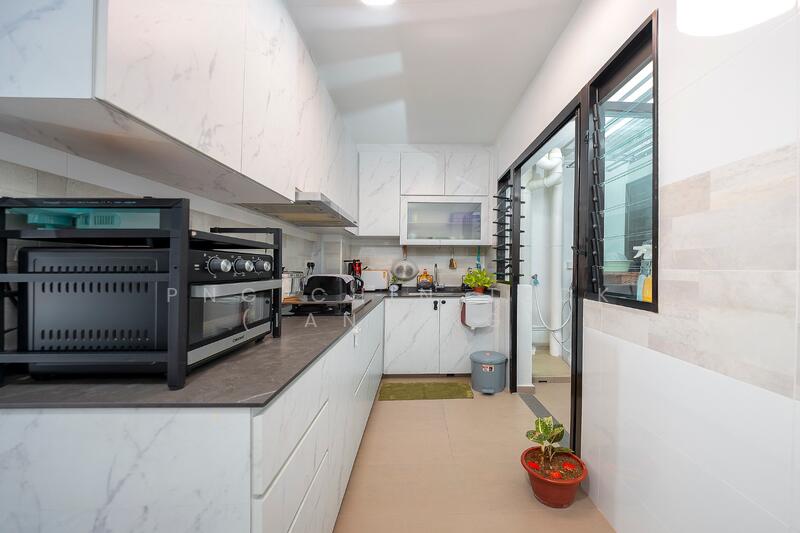 114A Alkaff Crescent, Alkaff Crescent, 2 Bedrooms, 732 sqft, HDB Flat For Sale, by Png Chin Teck (Ian Png), 500051288 - Kitchen - PropertyGuru.com.sg