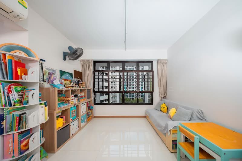 114A Alkaff Crescent, Alkaff Crescent, 2 Bedrooms, 732 sqft, HDB Flat For Sale, by Png Chin Teck (Ian Png), 500051288 - Living Room - PropertyGuru.com.sg