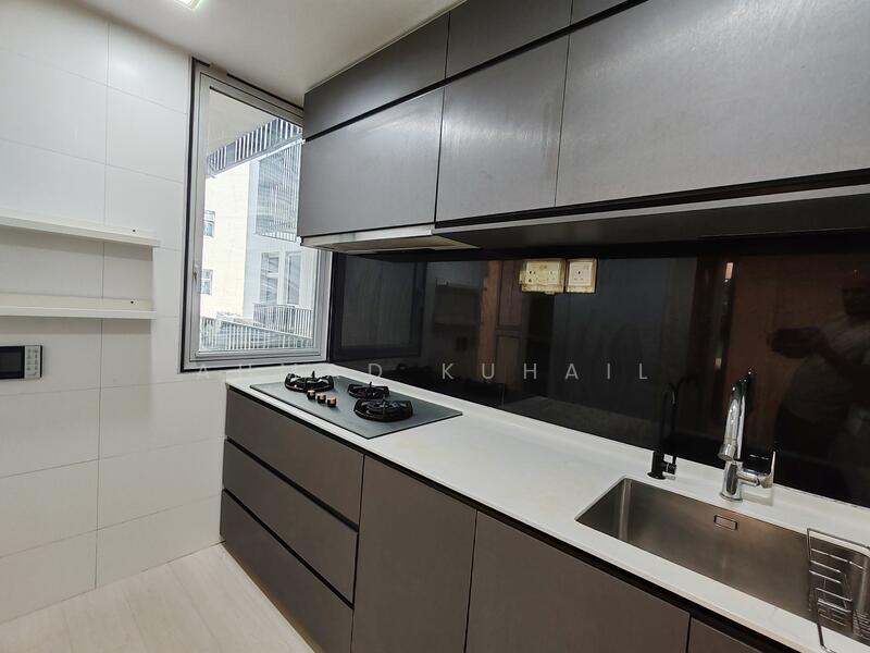 Ecopolitan Executive Condominium For Sale at S$ 1,580,000 | PropertyGuru Singapore - Kitchen