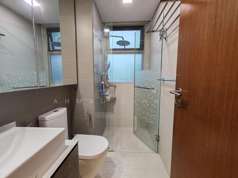Ecopolitan Executive Condominium For Sale at S$ 1,580,000 | PropertyGuru Singapore - Bathroom