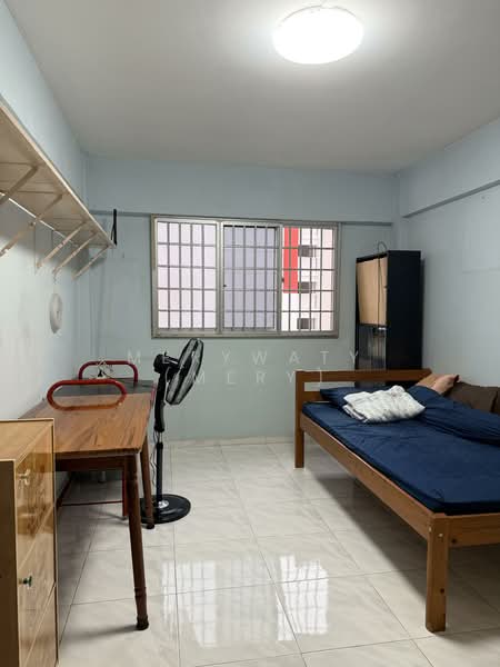 764 Yishun Street 72, 764 Yishun Street 72, 3 Bedrooms, 1,120 sqft, HDB Flat For Sale, by Merywaty (Mery), 500051337 - Bedroom - PropertyGuru.com.sg