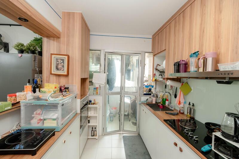 18C Circuit Road HDB Flat For Sale at S$ 948,000 | PropertyGuru Singapore - Kitchen