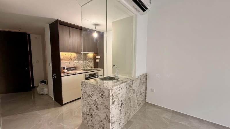 Tembusu Grand Condominium For Sale at S$ 2,100,000 | PropertyGuru Singapore - Kitchen