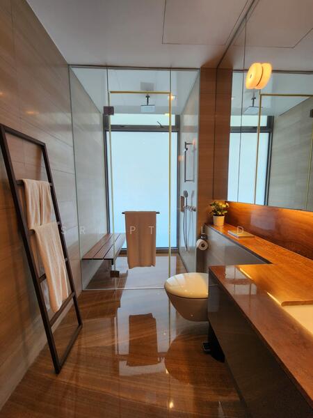 Hilltops Condominium For Sale at S$ 6,520,000 | PropertyGuru Singapore - Bathroom