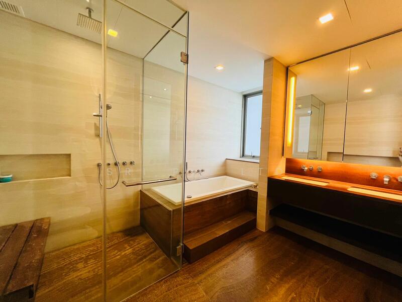 Hilltops, 99 Cairnhill Circle, 3 Bedrooms, 1,700 sqft, Condominium For Rent, by VINCENT LYE, 500051363 - Bathroom - PropertyGuru.com.sg