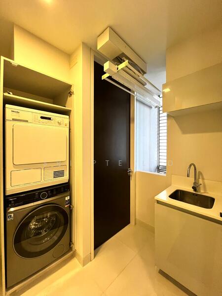 Hilltops, 99 Cairnhill Circle, 3 Bedrooms, 1,700 sqft, Condominium For Rent, by VINCENT LYE, 500051363 - Interior - PropertyGuru.com.sg