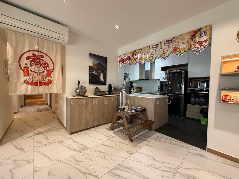 619A Tampines Street 61 HDB Flat For Sale at S$ 900,000 | PropertyGuru Singapore - Kitchen