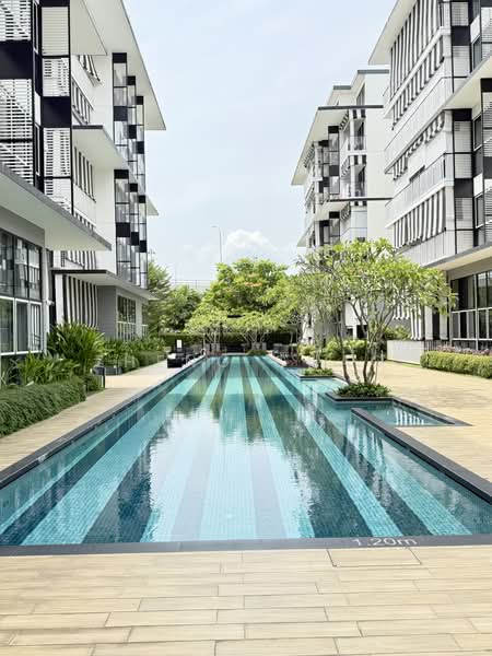The Verandah Residences, 227 Pasir Panjang Road, Room Rental, 200 sqft, Condominium For Rent, by Zheng Chao, 500051423 - Exterior - PropertyGuru.com.sg