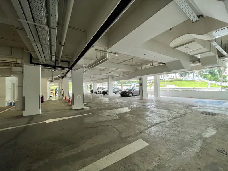 CES Centre, 171 Chin Swee Road, 1,420 sqft, Office For Rent, by Dionne Seah, 500051441 - Car Park - CommercialGuru.com.sg
